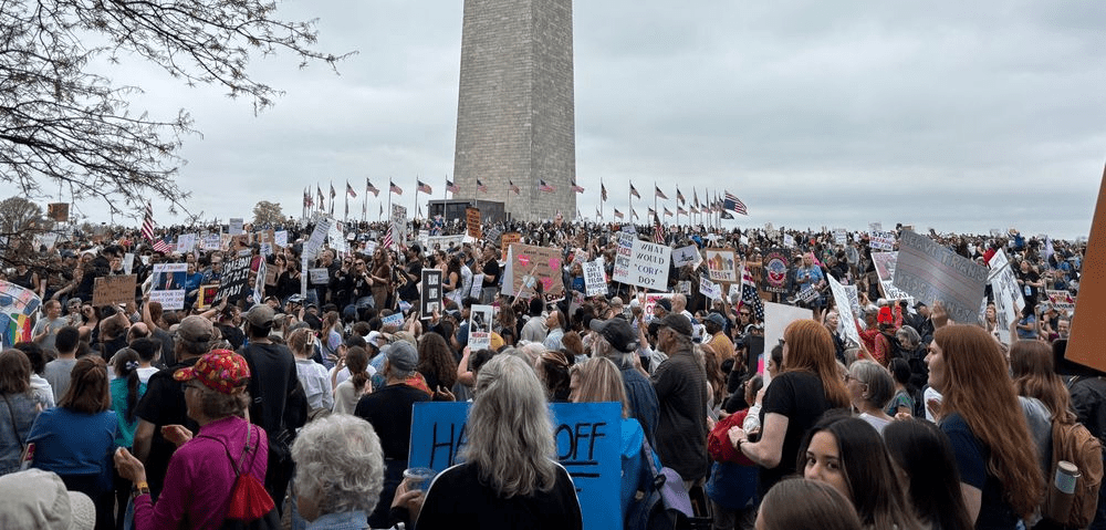 Resistance 2.0 Rises at the #HandsOff&nbsp;Rallies